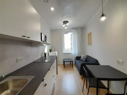 Wynajmę jasne 2 pokoje w Centrum, Cmentarna 26