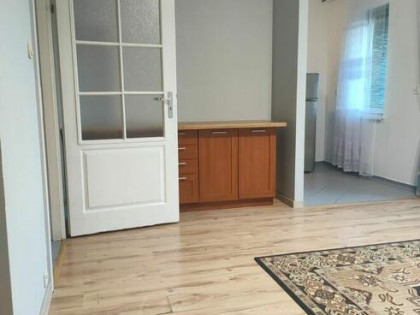 Kawalerka w ok.ul.Glogowskiej 18000+oplaty