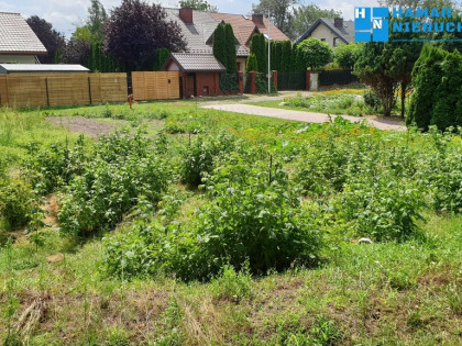 Urokliwa działka blisko stacji PKP !!!