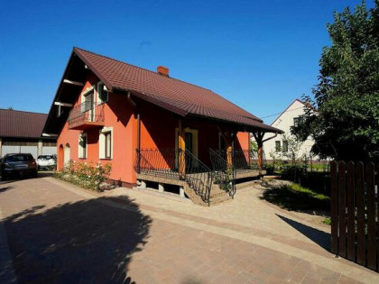 Sprzedam urokliwy dom w spokojnej okolicy/CHOTYNIEC.