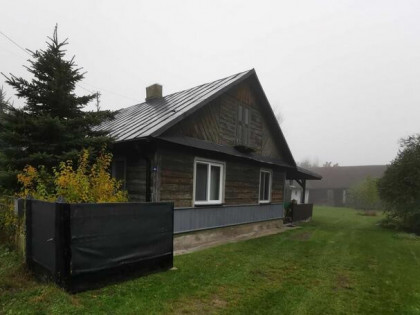 Działka na wsi, woj. lubelskie z domem i zabudownaniami