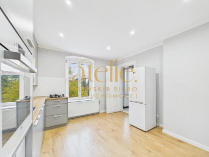 W centrum Tczewa, z widokiem na park