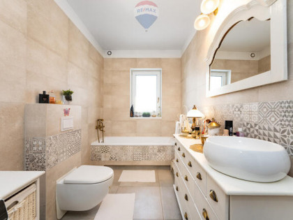 Malowniczy dom z ogrodem w Nieżynie na sprzedaż