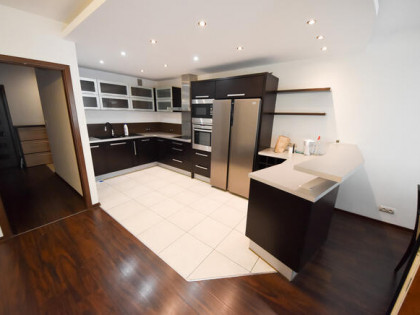 Mieszkanie70m z garażem podziemnym Nadodrze