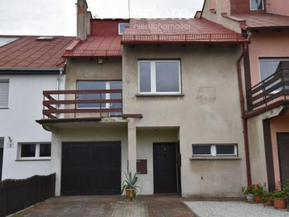 Dom w mieście 190 m2, 6 pokoi, ogród, garaż