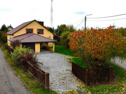 Dom w cichej i spokojnej okolicy w Łukowie