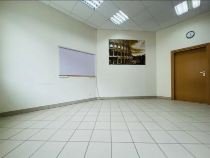 Lokal 8 sal do wynajęcia - kursy, szkolenia