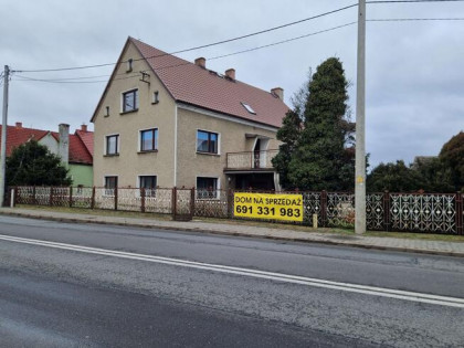 Dom 300 m²,  38 arów działki, 3 garaże, stodoła