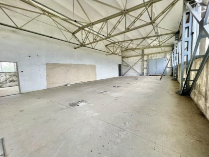 Niedomice, ul.Kolejowa, duży lokal użytkowy