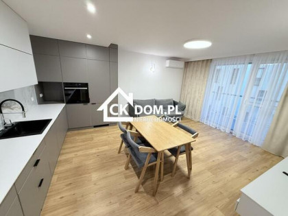 Turystyczna – 3 pokoje, balkon, garaż, 2023 r.