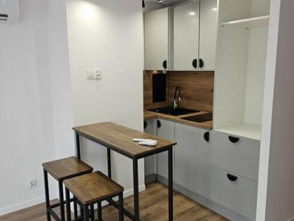 Kawalerka w Wałbrzychu blisko aquaparku, klimatyzacja, IIp