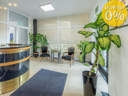 2 pokoje,magazynek ,parking ,dostęp 24 h .