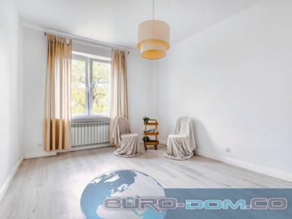 Do wynajęcia duża komfortowa kawalerka z osobną kuchnią