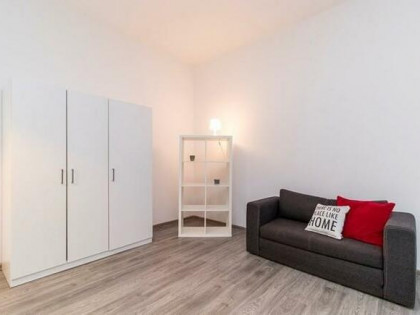 Wynajmę funkcjonalną kawalerkę, Dąb, Lipowa 7