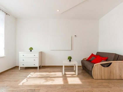 Chromika 19a, Zawodzie, jasna kawalerka