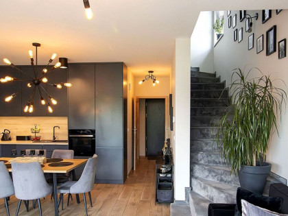 Bliźniak z garażem i ogrodem-negocjuj cenę!