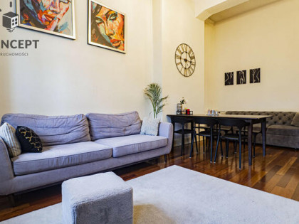 Wyjątkowe mieszkanie w Rynku | widok na Ratusz