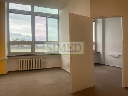 Pokój 35  m 2 wysokość 4m ,,dostę24h ,ochrona