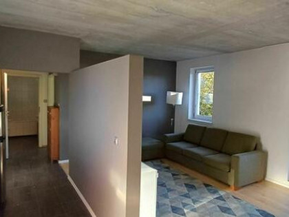 Bezpośrednio wynajmę zadbane, funkcjonalne 2-pok. mieszkanie