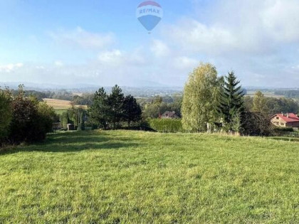 Działka pog górą Chełm