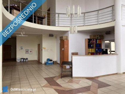 Pomieszczenia biurowe (od 12 do 30 m2) i magazyn (155 m) na wynajem
