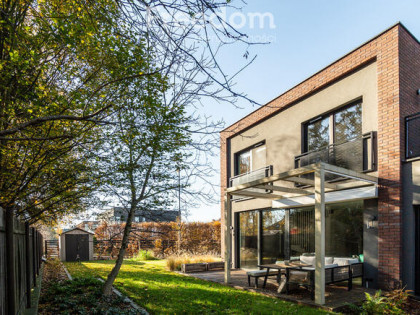 nowoczesny dom w okolicach Kampinosu