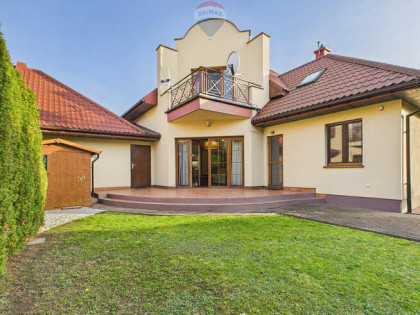 Dom pod Warszawą z bonusem - Skierdy