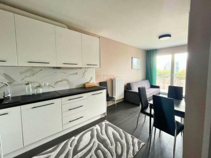 Mieszkanie Warszawa Włochy, Szybka