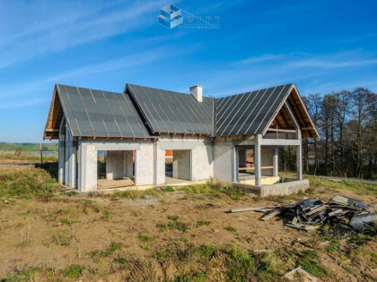 Dom Unieszewo gm. Gietrzwałd, Łabędzia