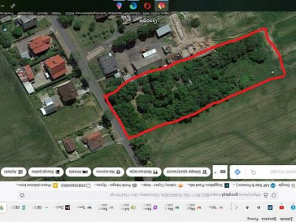 Sprzedam działkę w b. dobrej lokalizacji