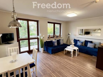 2 Pok. ul. Żeromskiego przy Promenadzie i Plaży.