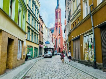 Lokal w rynku - idealny na biuro, gabinet lub salon urody