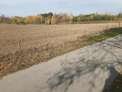 Sprzedam działki budowlane