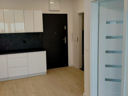 Małe Błonia,2 pokoje,2 piętro,balkon,nowe