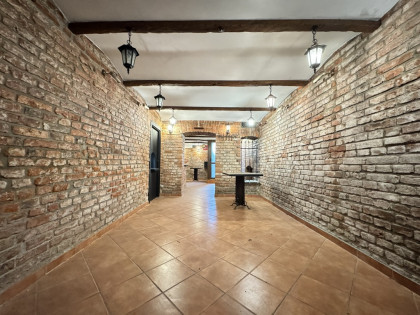 Kamienica na sprzedaż, centrum Rzeszowa Targowa 9