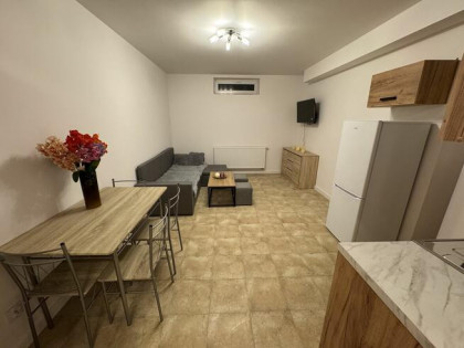 W Nowym Budynku Oddzielne intymne wejście Umeblowane 36 m.