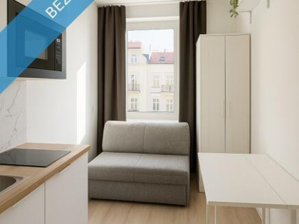 Nowoczesny pokój z prywatną łazienką obok uczelni.