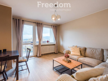 Nowoczesne mieszkanie z balkonem - do wejścia