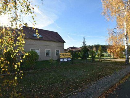 Chobienia gm. Rudna / dom z ogrodem