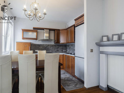 3 pok | Taras | Komórka | ul. Przyjaźni