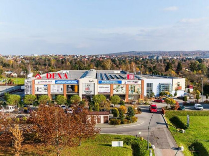 Wynajmę lokal handlowy 100 m2