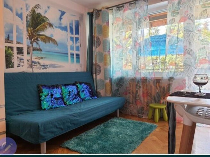 Ustronie Morskie dom pensjonat dz.2099m własność