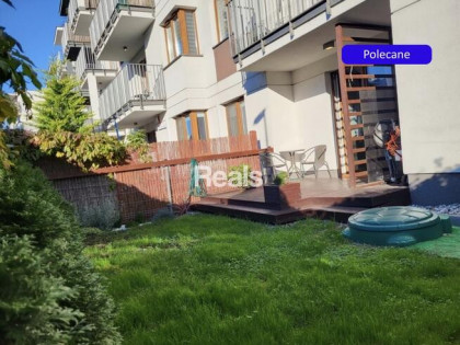 2 pokoje z ogródkiem i garażem 43,78m2, Metro