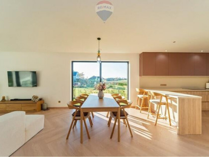 Parterowy, przestronny dom -Dębowiec