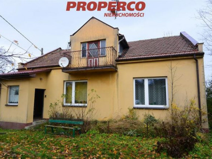 Dom Byczów gm. Pińczów