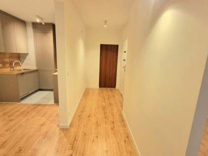 Mieszkanie po kapitalnym remoncie, balkon.