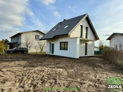 Dom Dąbrowa Chełmińska, Bazowa