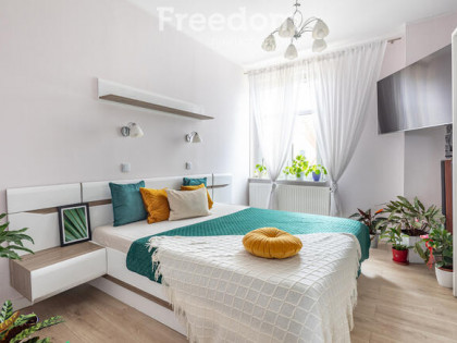 Klimatyczne 4 pokojowe mieszkanie w sercu Wildy.