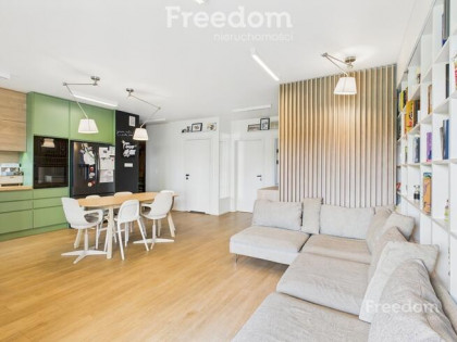 Przytulne mieszkanie z prywatnym ogródkiem