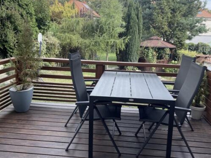 Parter domu z tarasem i ogrodem